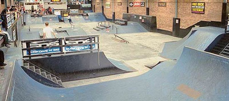 Vert X Indoor (CLOSED)