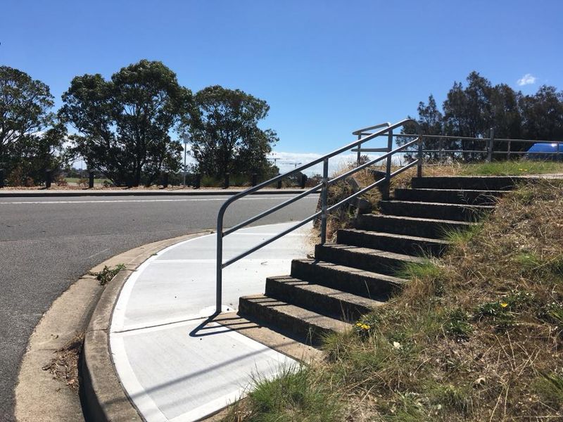 Wade St Rail 