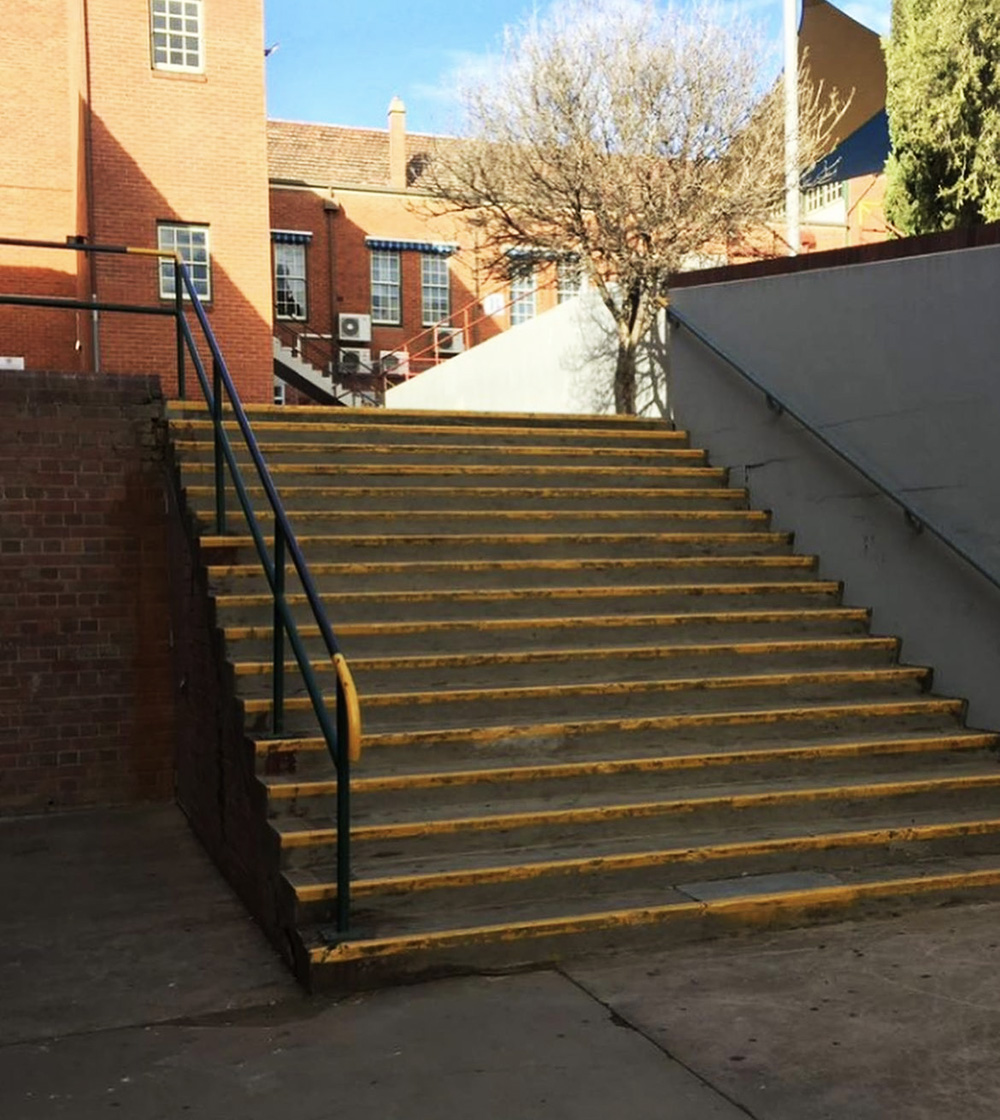 Another Wagga High  Rail