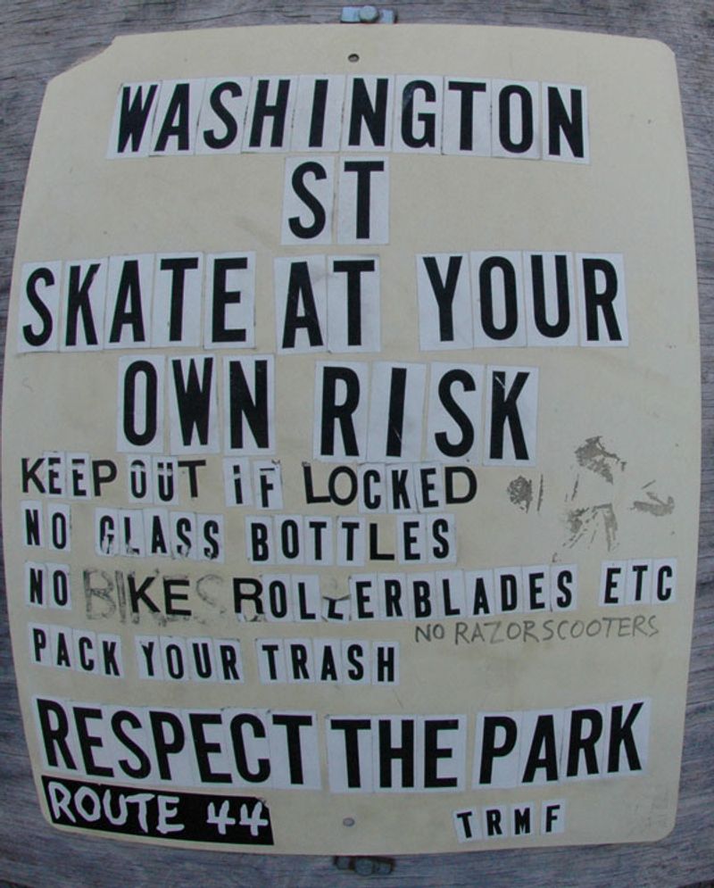 Washington St 