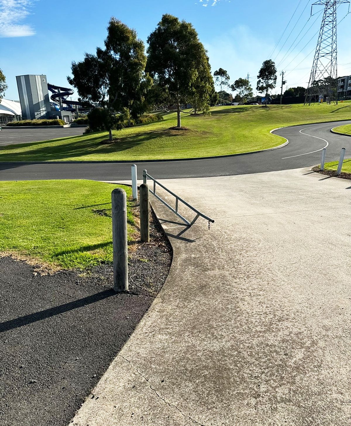 Tennis Court Gate skate spot