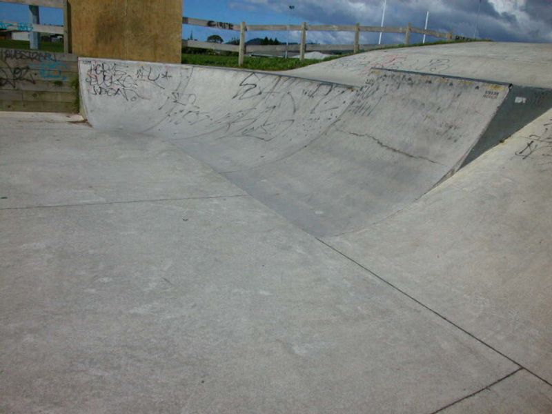 Whangamata Snake Run