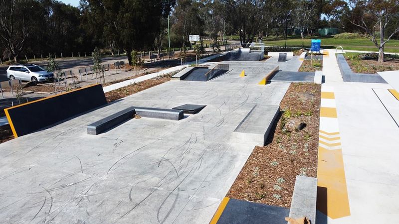 Whittlesea Public Park Skatepa