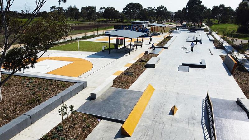Whittlesea Public Park Skatepa