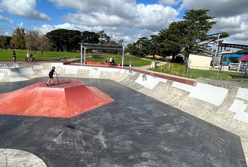 Whittlesea Mini