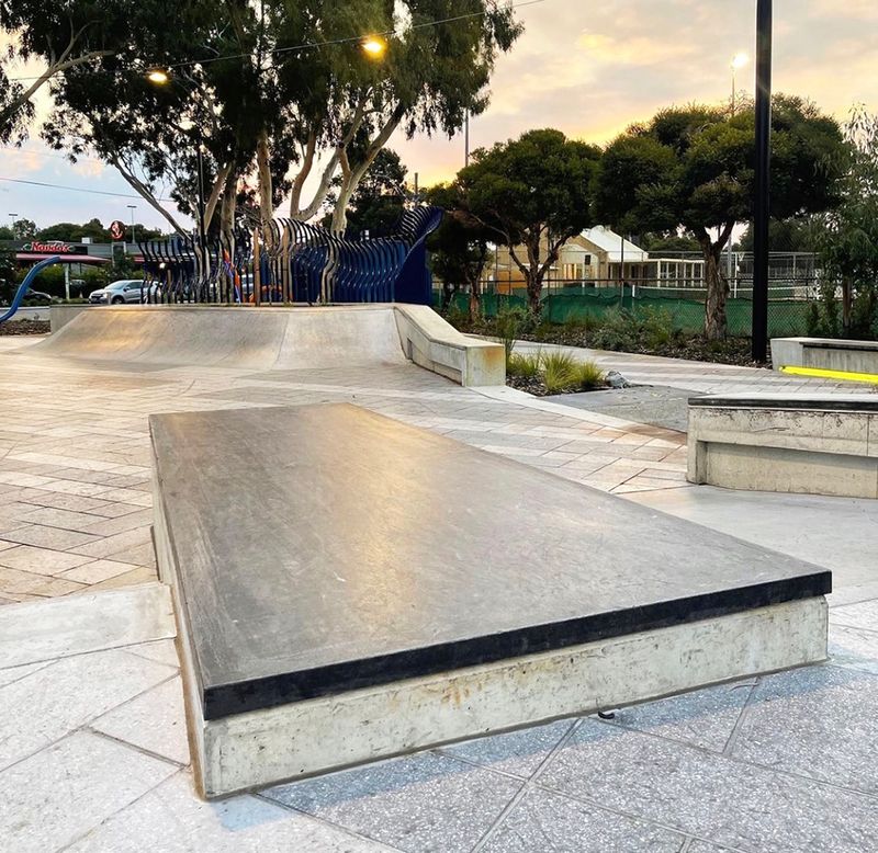 Willetton Plaza 