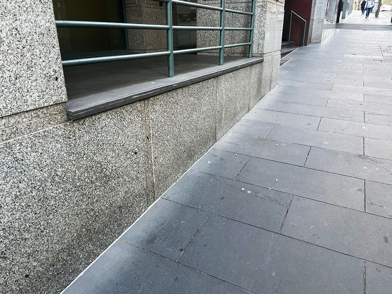 William St Ledge