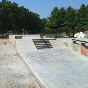 Windsor Locks Skate Park 