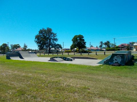 Wingham Skatepark photo 2