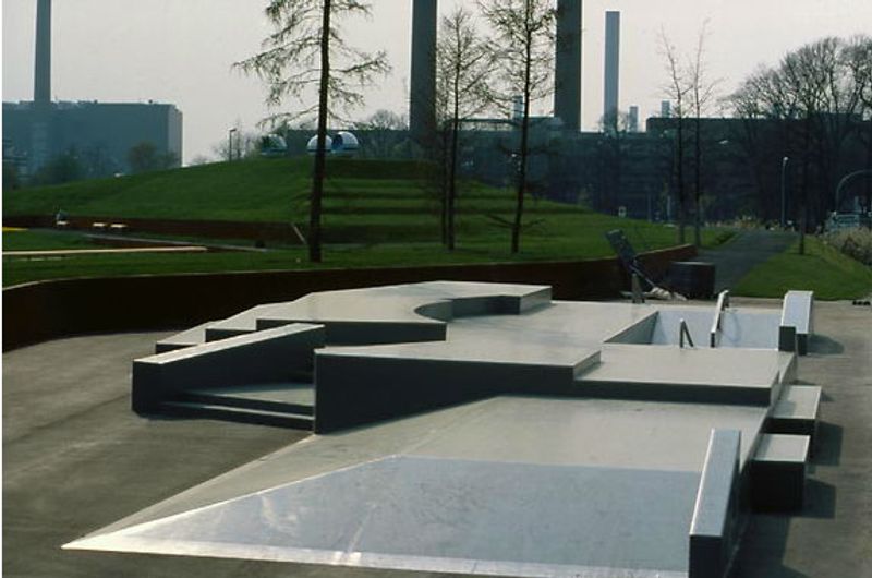 Wolfsburg Plaza