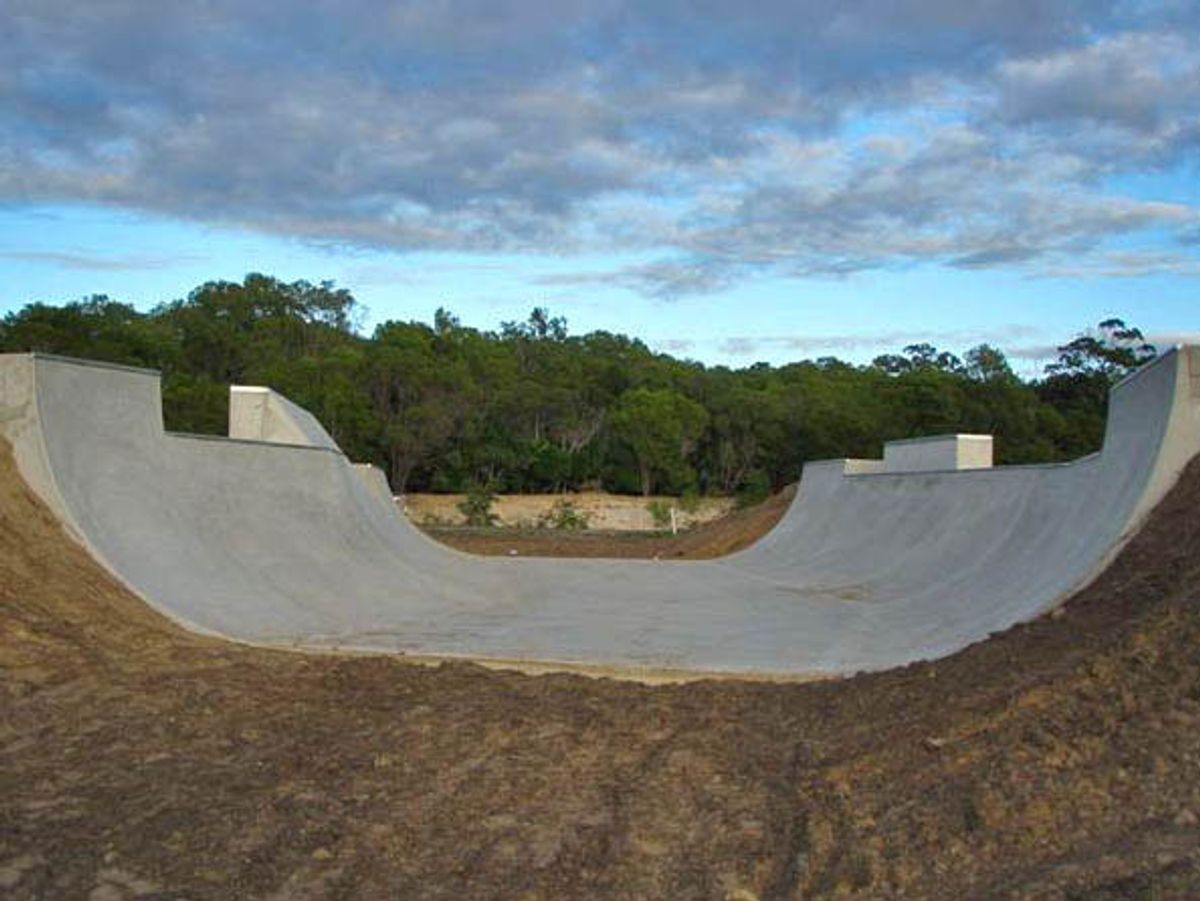 Woodgate Beach Mini Ramp skatepark