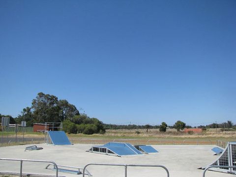 Yarloop Skatepark photo 2