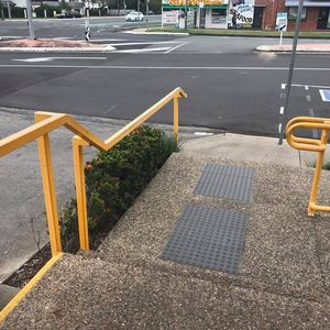 Lily Out Rail