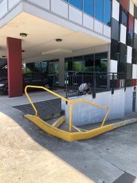 Yellow Overrail