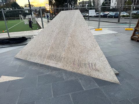Zetland Plaza photo 3