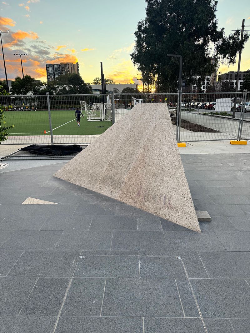 Zetland Plaza